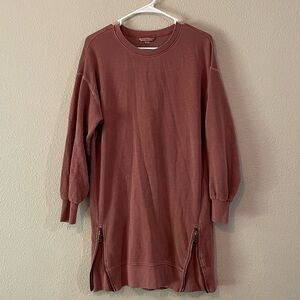 American Eagle Outfitters dusty rose sweatshirt dress with zipper details